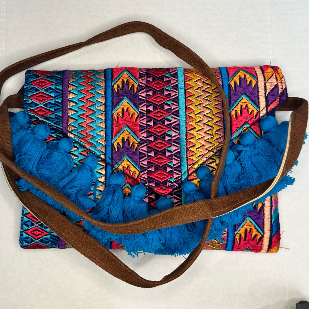 Mayan Crossbody bag - Picture 5 of 5